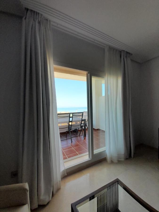 Princess Beach Boutique 02 Манилва Экстерьер фото